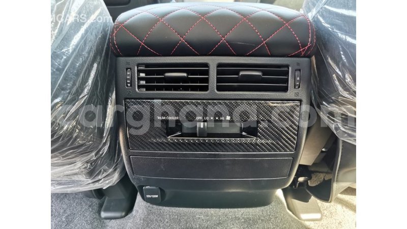 Big with watermark toyota land cruiser ashanti import dubai 14047