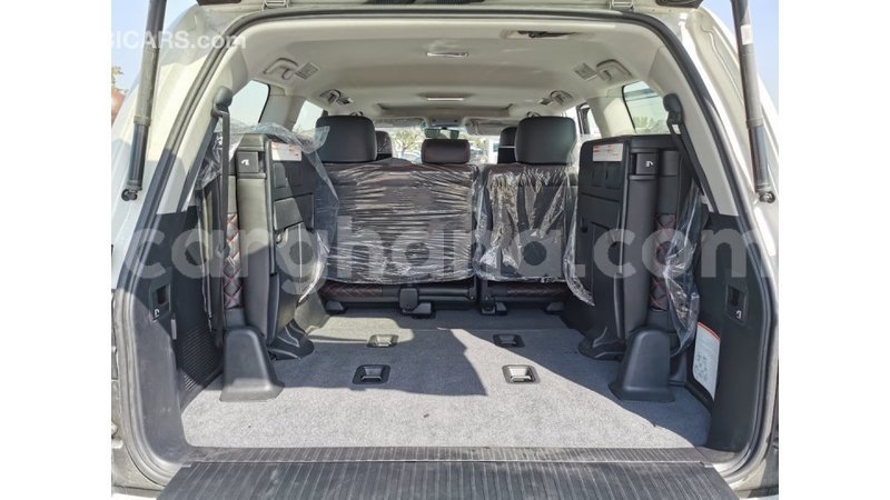 Big with watermark toyota land cruiser ashanti import dubai 14047