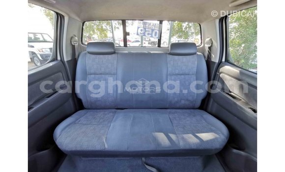 Sayi Imported Toyota Hilux White Mota in Import - Dubai a Ashanti Sayi Imported Toyota Hilux White Mota in Import - Dubai a Ashanti