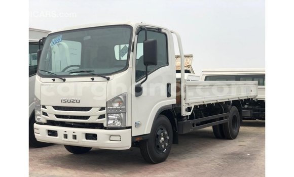 Sayi Imported Isuzu NPR White Babbar mota in Import - Dubai a Ashanti Sayi Imported Isuzu NPR White Babbar mota in Import - Dubai a Ashanti