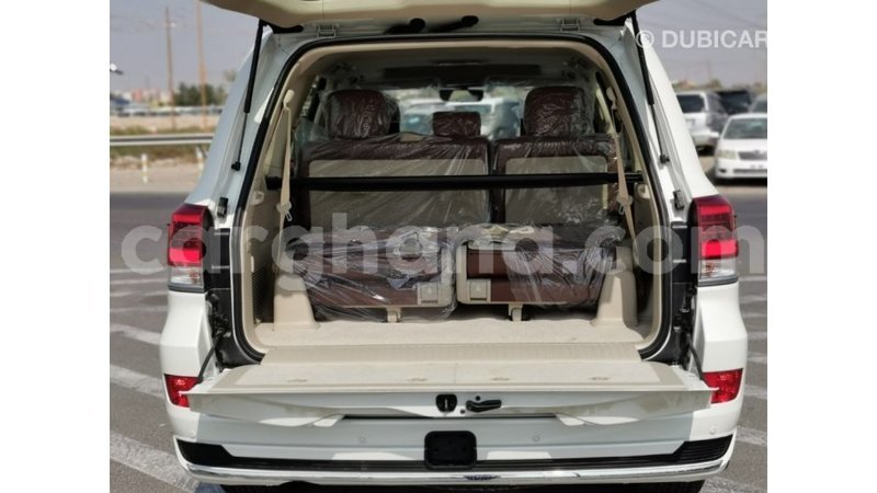 Big with watermark toyota land cruiser ashanti import dubai 14094