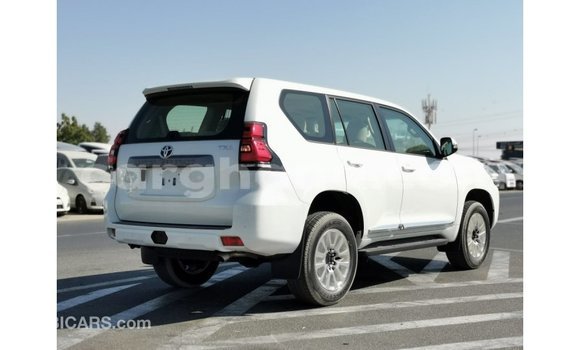 Ra Imported Toyota Prado funfun Ọkọ̀ in Import - Dubai ni Ashanti Ra Imported Toyota Prado funfun Ọkọ̀ in Import - Dubai ni Ashanti