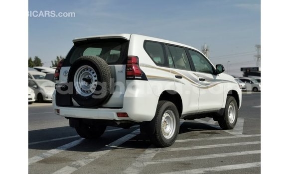 Ra Imported Toyota Prado funfun Ọkọ̀ in Import - Dubai ni Ashanti Ra Imported Toyota Prado funfun Ọkọ̀ in Import - Dubai ni Ashanti