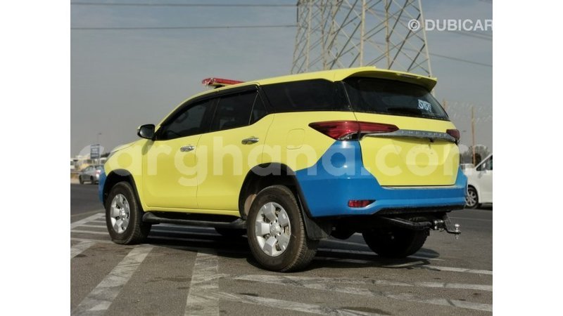 Big with watermark toyota fortuner ashanti import dubai 14109