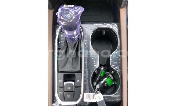 Ra Imported Hyundai Santa Fe funfun Ọkọ̀ in Import - Dubai ni Ashanti Ra Imported Hyundai Santa Fe funfun Ọkọ̀ in Import - Dubai ni Ashanti