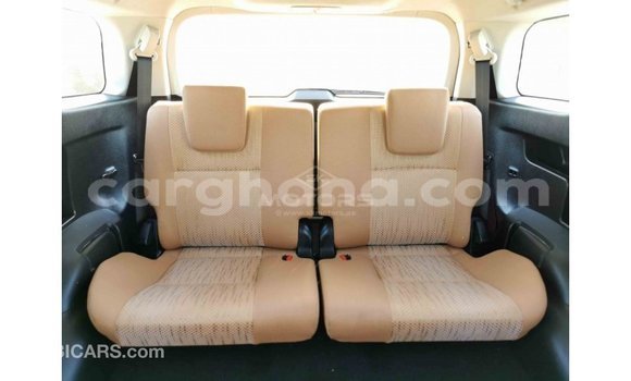 Sayi Imported Toyota Fortuner White Mota in Import - Dubai a Ashanti Sayi Imported Toyota Fortuner White Mota in Import - Dubai a Ashanti