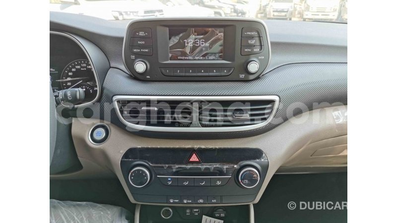 Big with watermark hyundai tucson ashanti import dubai 14124