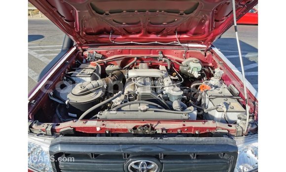 Sayi Imported Toyota Land Cruiser Red Mota in Import - Dubai a Ashanti Sayi Imported Toyota Land Cruiser Red Mota in Import - Dubai a Ashanti