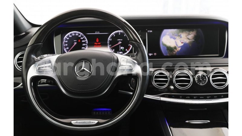 Big with watermark mercedes benz 1117 ashanti import dubai 14144