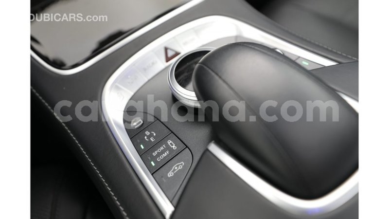 Big with watermark mercedes benz 1117 ashanti import dubai 14144