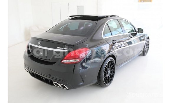 Buy Import Mercedes‒Benz 1117 Black Truck in Import - Dubai in Ashanti Buy Import Mercedes‒Benz 1117 Black Truck in Import - Dubai in Ashanti