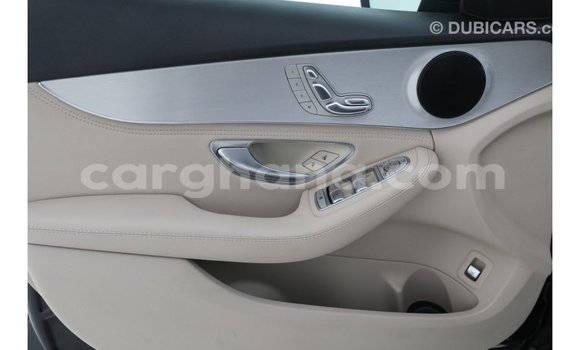 Buy Import Mercedes‒Benz 1117 Black Truck in Import - Dubai in Ashanti Buy Import Mercedes‒Benz 1117 Black Truck in Import - Dubai in Ashanti