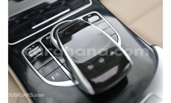 Buy Import Mercedes‒Benz 1117 Black Truck in Import - Dubai in Ashanti Buy Import Mercedes‒Benz 1117 Black Truck in Import - Dubai in Ashanti