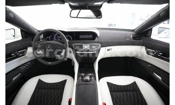 Sayi Imported Mercedes‒Benz 1117 White Babbar mota in Import - Dubai a Ashanti Sayi Imported Mercedes‒Benz 1117 White Babbar mota in Import - Dubai a Ashanti