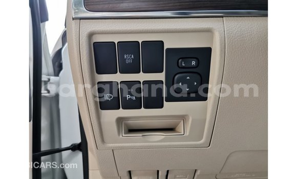 Buy Import Toyota Land Cruiser White Car in Import - Dubai in Ashanti Buy Import Toyota Land Cruiser White Car in Import - Dubai in Ashanti