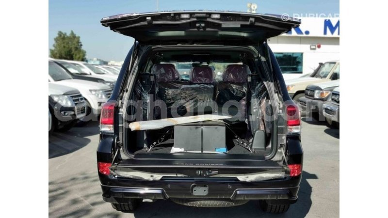 Big with watermark toyota land cruiser ashanti import dubai 14170