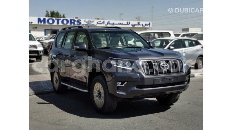 Big with watermark toyota prado ashanti import dubai 14171