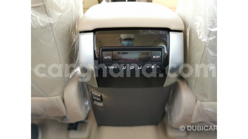 Big with watermark toyota prado ashanti import dubai 14171