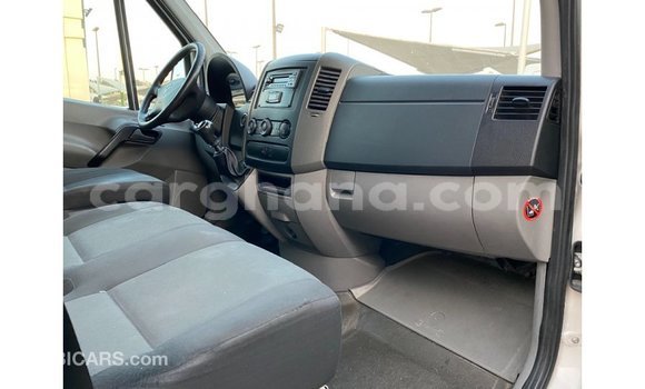 Buy Import Volkswagen Beetle White Car in Import - Dubai in Ashanti Buy Import Volkswagen Beetle White Car in Import - Dubai in Ashanti