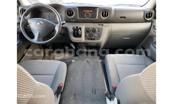 Ra Imported Nissan Urvan funfun Ọkọ̀ in Import - Dubai ni Ashanti Ra Imported Nissan Urvan funfun Ọkọ̀ in Import - Dubai ni Ashanti