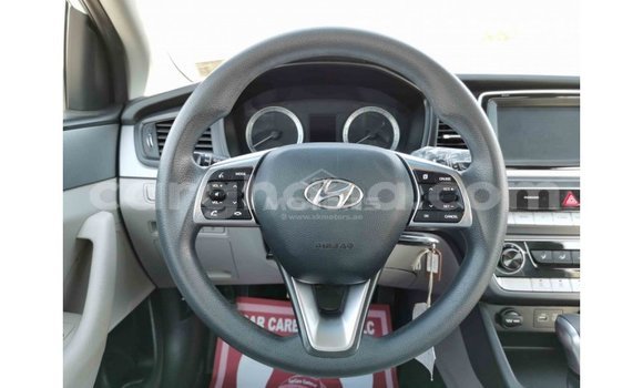 Buy Import Hyundai Sonata White Car in Import - Dubai in Ashanti Buy Import Hyundai Sonata White Car in Import - Dubai in Ashanti