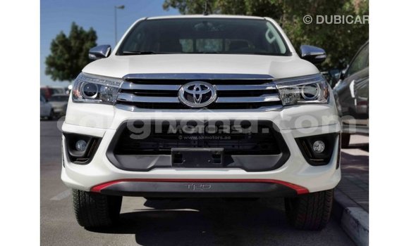 Buy Import Toyota Hilux White Car in Import - Dubai in Ashanti Buy Import Toyota Hilux White Car in Import - Dubai in Ashanti