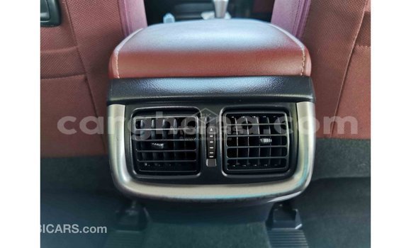 Buy Import Toyota Hilux White Car in Import - Dubai in Ashanti Buy Import Toyota Hilux White Car in Import - Dubai in Ashanti