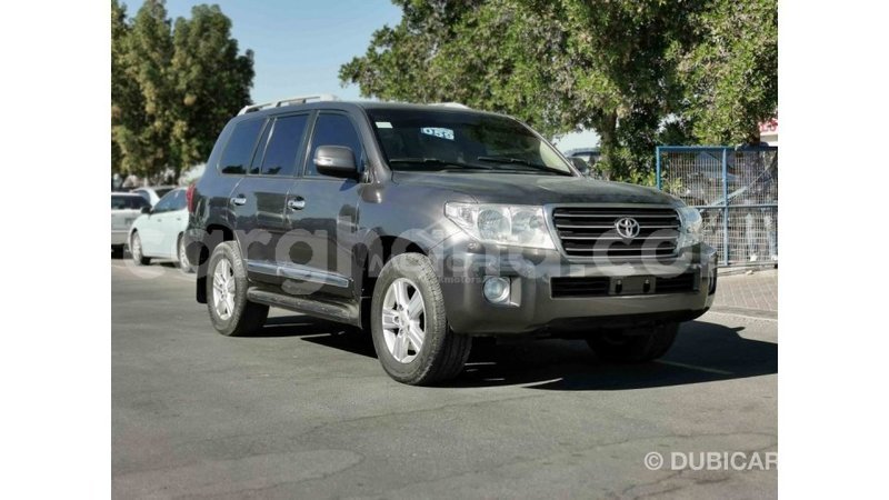 Big with watermark toyota land cruiser ashanti import dubai 14238