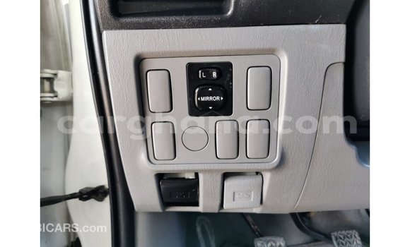 Buy Import Toyota Hilux White Car in Import - Dubai in Ashanti Buy Import Toyota Hilux White Car in Import - Dubai in Ashanti