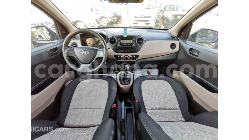 Big with watermark hyundai i10 ashanti import dubai 14260