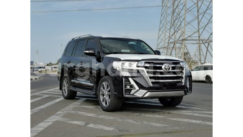 Big with watermark toyota land cruiser ashanti import dubai 14272