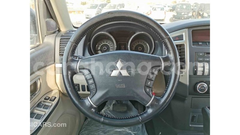 Big with watermark mitsubishi pajero ashanti import dubai 14273