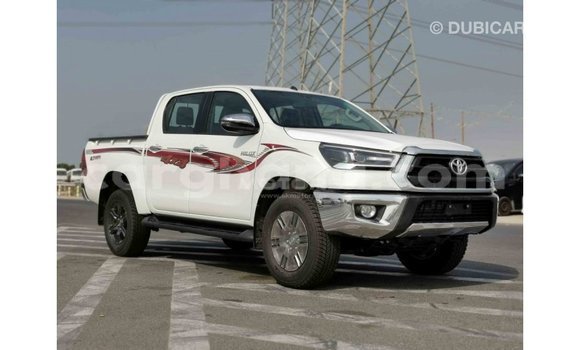 Ra Imported Toyota Hilux funfun Ọkọ̀ in Import - Dubai ni Ashanti Ra Imported Toyota Hilux funfun Ọkọ̀ in Import - Dubai ni Ashanti