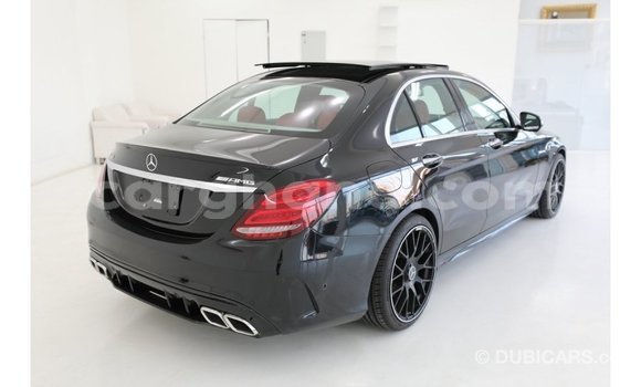 Buy Import Mercedes‒Benz 1117 Black Truck in Import - Dubai in Ashanti Buy Import Mercedes‒Benz 1117 Black Truck in Import - Dubai in Ashanti