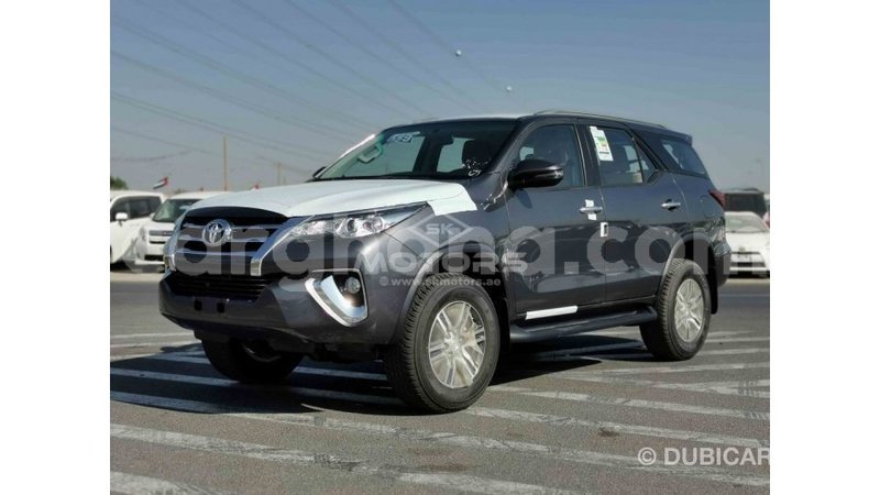 Big with watermark toyota fortuner ashanti import dubai 14287