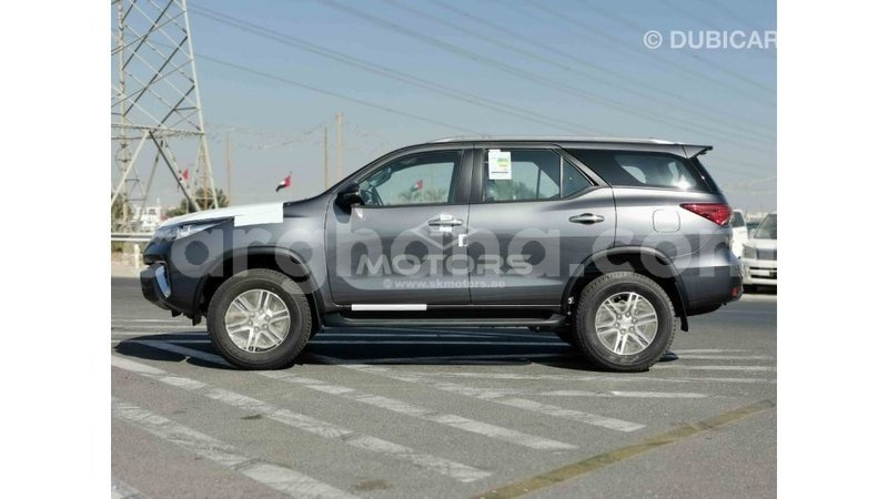 Big with watermark toyota fortuner ashanti import dubai 14287