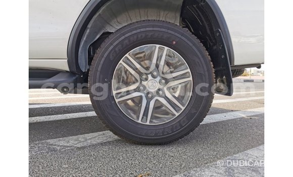 Buy Import Toyota Fortuner White Car in Import - Dubai in Ashanti Buy Import Toyota Fortuner White Car in Import - Dubai in Ashanti