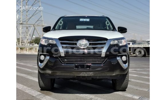 Sayi Imported Toyota Fortuner Black Mota in Import - Dubai a Ashanti Sayi Imported Toyota Fortuner Black Mota in Import - Dubai a Ashanti