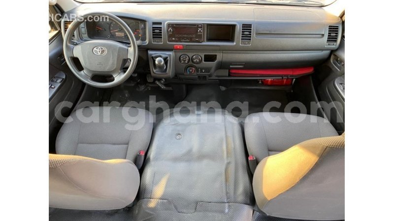 Big with watermark toyota hiace ashanti import dubai 14293