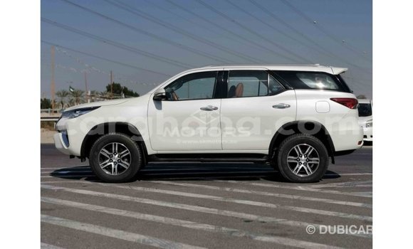 Buy Import Toyota Fortuner White Car in Import - Dubai in Ashanti Buy Import Toyota Fortuner White Car in Import - Dubai in Ashanti