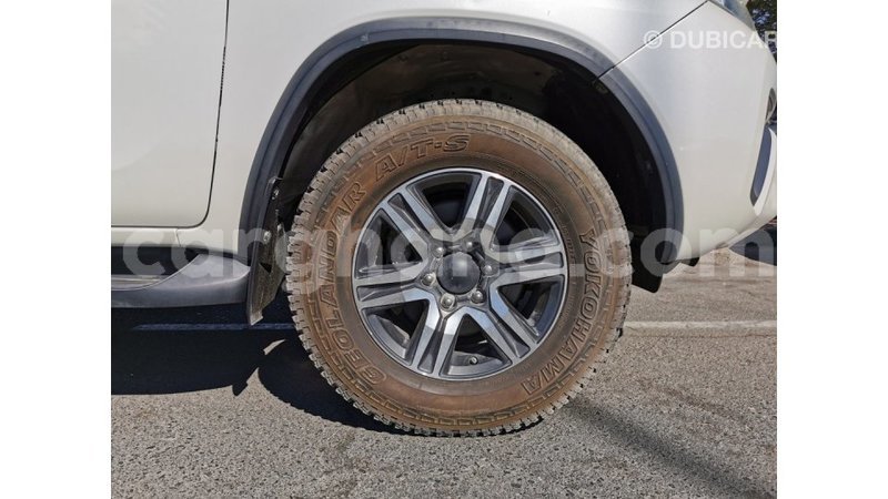 Big with watermark toyota fortuner ashanti import dubai 14305