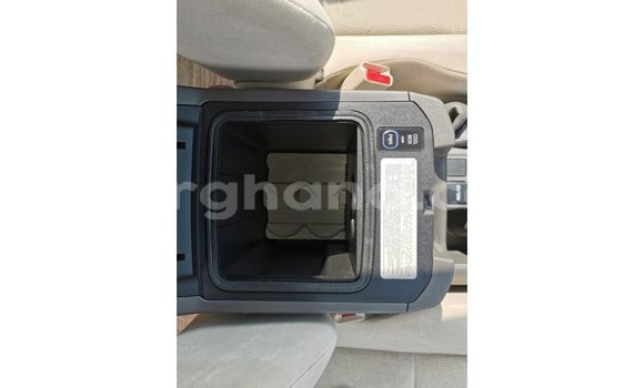 Sayi Imported Toyota Prado White Mota in Import - Dubai a Ashanti Sayi Imported Toyota Prado White Mota in Import - Dubai a Ashanti