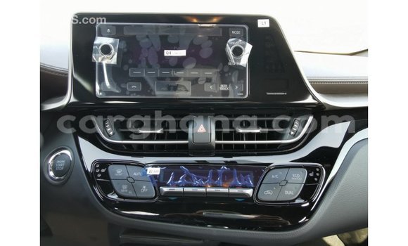 Sayi Imported Toyota C-HR Sauran Mota in Import - Dubai a Ashanti Sayi Imported Toyota C-HR Sauran Mota in Import - Dubai a Ashanti