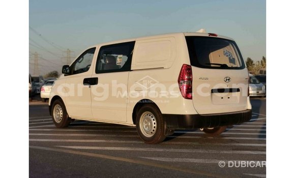 Ra Imported Hyundai Accent funfun Ọkọ̀ in Import - Dubai ni Ashanti Ra Imported Hyundai Accent funfun Ọkọ̀ in Import - Dubai ni Ashanti