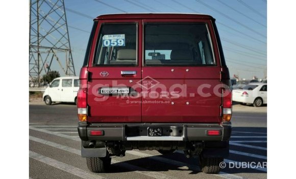 Buy Import Toyota Land Cruiser Red Car in Import - Dubai in Ashanti Buy Import Toyota Land Cruiser Red Car in Import - Dubai in Ashanti