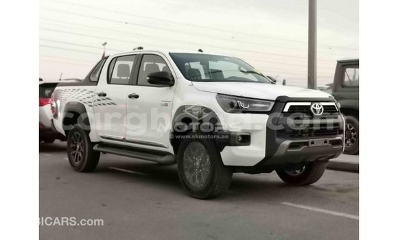 Buy Import Toyota Hilux White Car in Import - Dubai in Ashanti Buy Import Toyota Hilux White Car in Import - Dubai in Ashanti