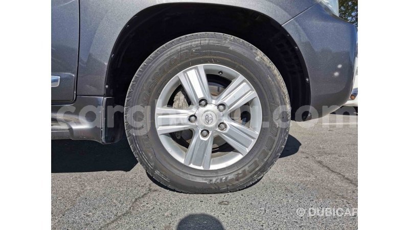 Big with watermark toyota land cruiser ashanti import dubai 14355