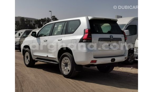 Buy Import Toyota Prado White Car in Import - Dubai in Ashanti Buy Import Toyota Prado White Car in Import - Dubai in Ashanti