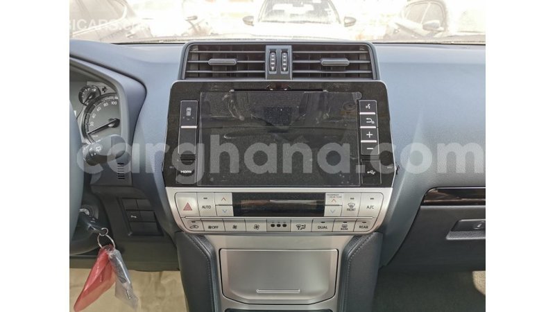 Big with watermark toyota prado ashanti import dubai 14363