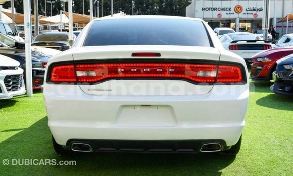 Ra Imported Dodge Charger funfun Ọkọ̀ in Import - Dubai ni Ashanti Ra Imported Dodge Charger funfun Ọkọ̀ in Import - Dubai ni Ashanti
